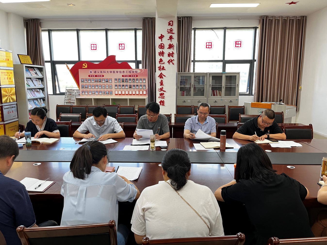 说明: F:\公司办公室2017—2020\会议照片和资料\2022年照片\2022.06.30 党委中心组扩大学习会\IMG_0342.JPG